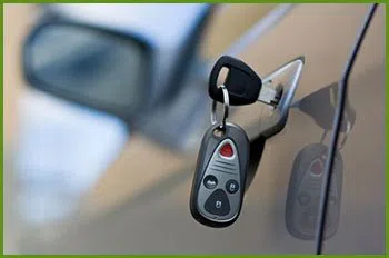 Neighborhood Locksmith Services Glendale, CA 818-485-6067 - 18-car-unlock