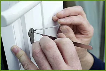 Neighborhood Locksmith Services Glendale, CA 818-485-6067 - 3-cheap-locksmith-near-me
